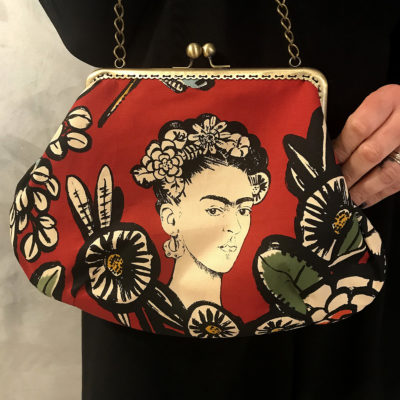 mini-bag-let-bags-frida-rosso-stoffa-pelle-artigianato-femminile-accessori-moda-crazy-art-torino