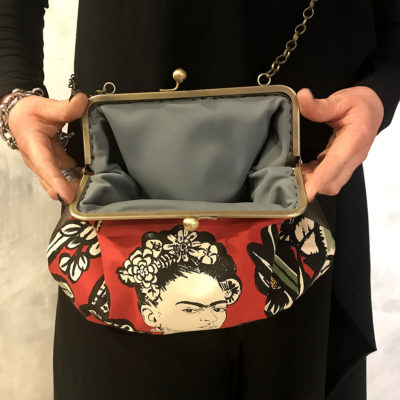 mini-bag-let-bags-frida-rosso-stoffa-pelle-artigianato-femminile-accessori-moda-crazy-art-torino